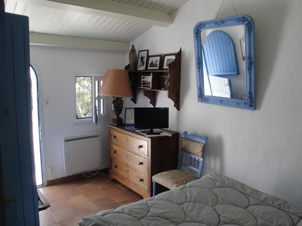 Le Buzet Bleu Bed & Breakfast Noirmoutier-en-l'Ile Exterior photo